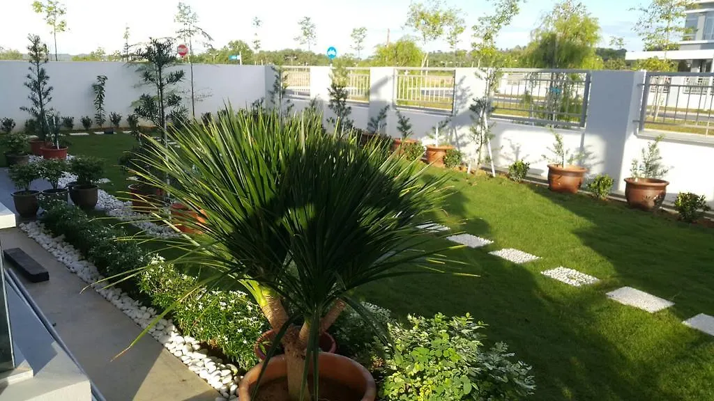 Vvip Homestay Villa Proton City Kuala Lumpur